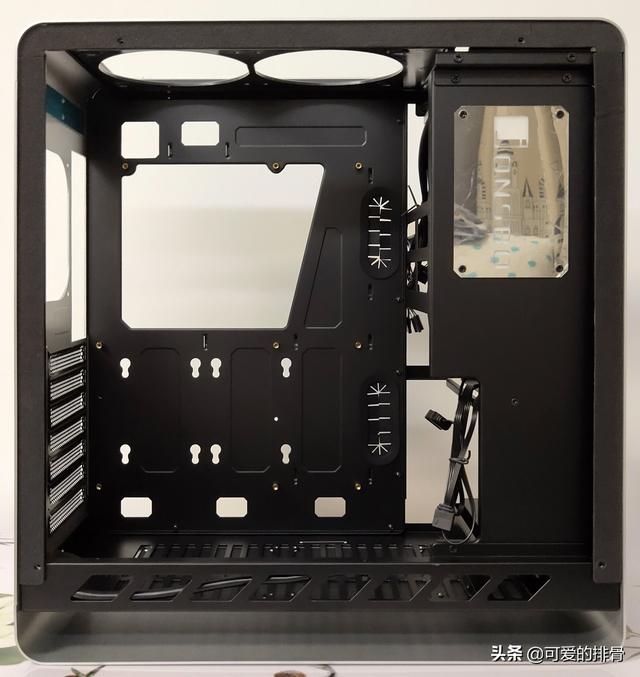 0586bb6920124b36d0441875d2fd27ef.png