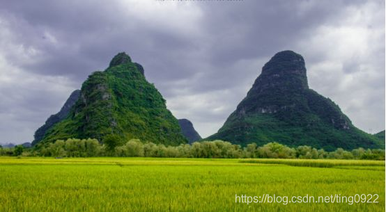 山峰